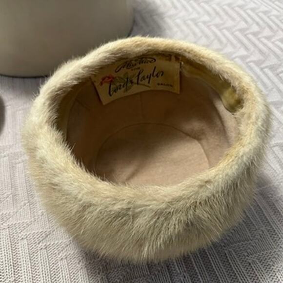 Vintage Lord & Taylor cloche cream white fur hat main image 5